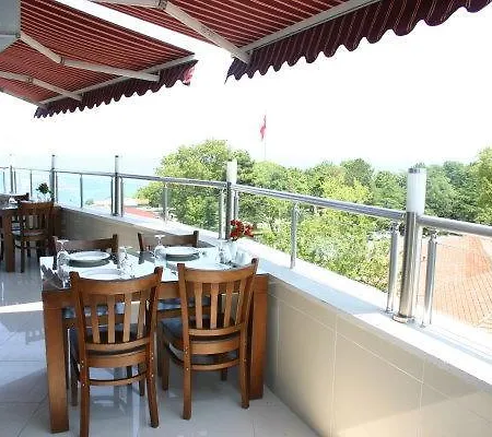 Hotel Kalepark 2*